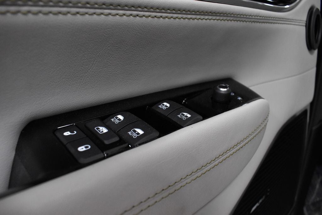 2023 Jeep Wagoneer Series III
