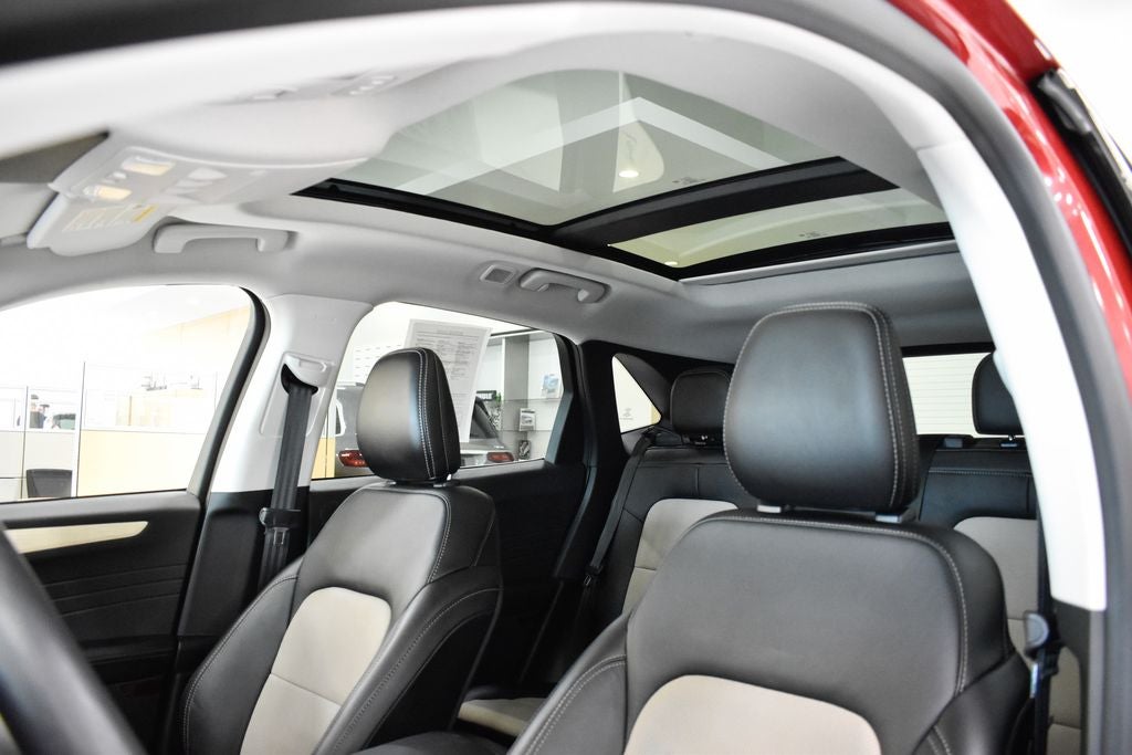 2021 Ford Escape Titanium
