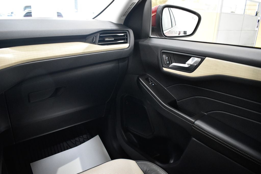 2021 Ford Escape Titanium