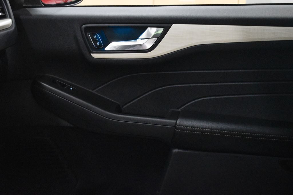 2021 Ford Escape Titanium