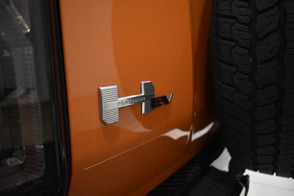 2024 GMC Hummer EV SUV 2X