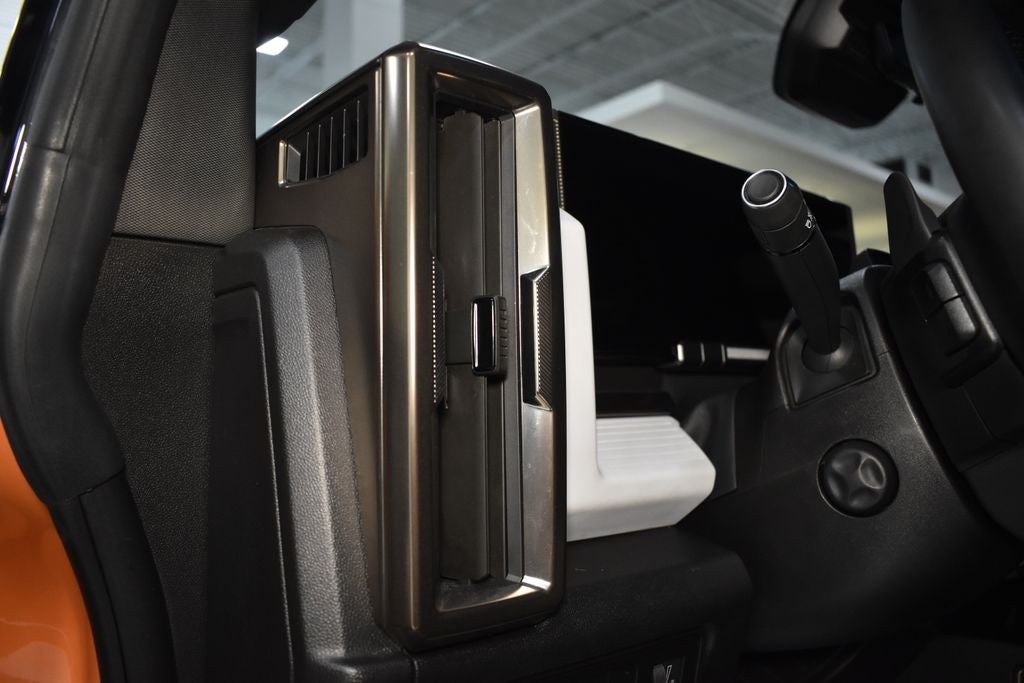 2024 GMC Hummer EV SUV 2X