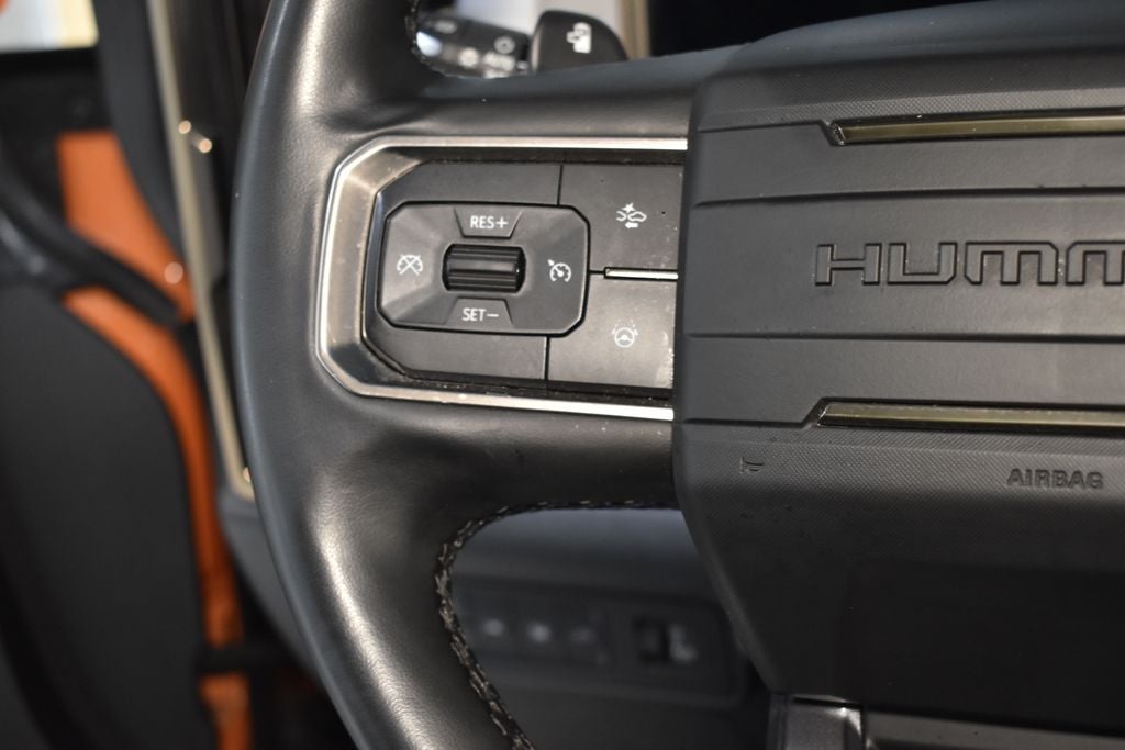 2024 GMC Hummer EV SUV 2X