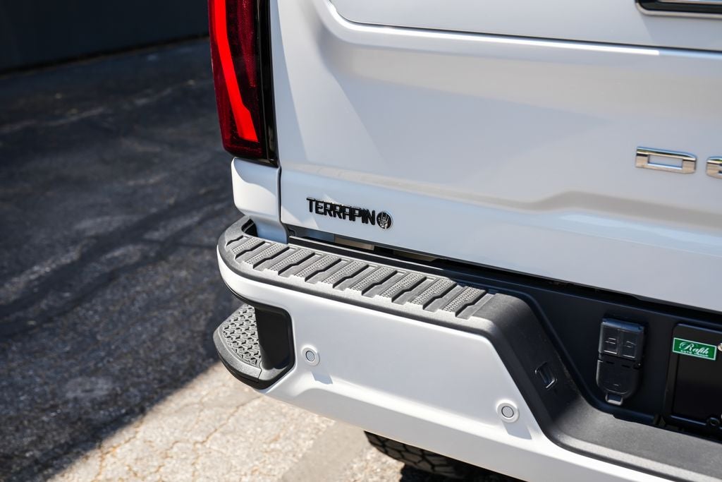2025 GMC Sierra 2500HD Denali Ultimate
