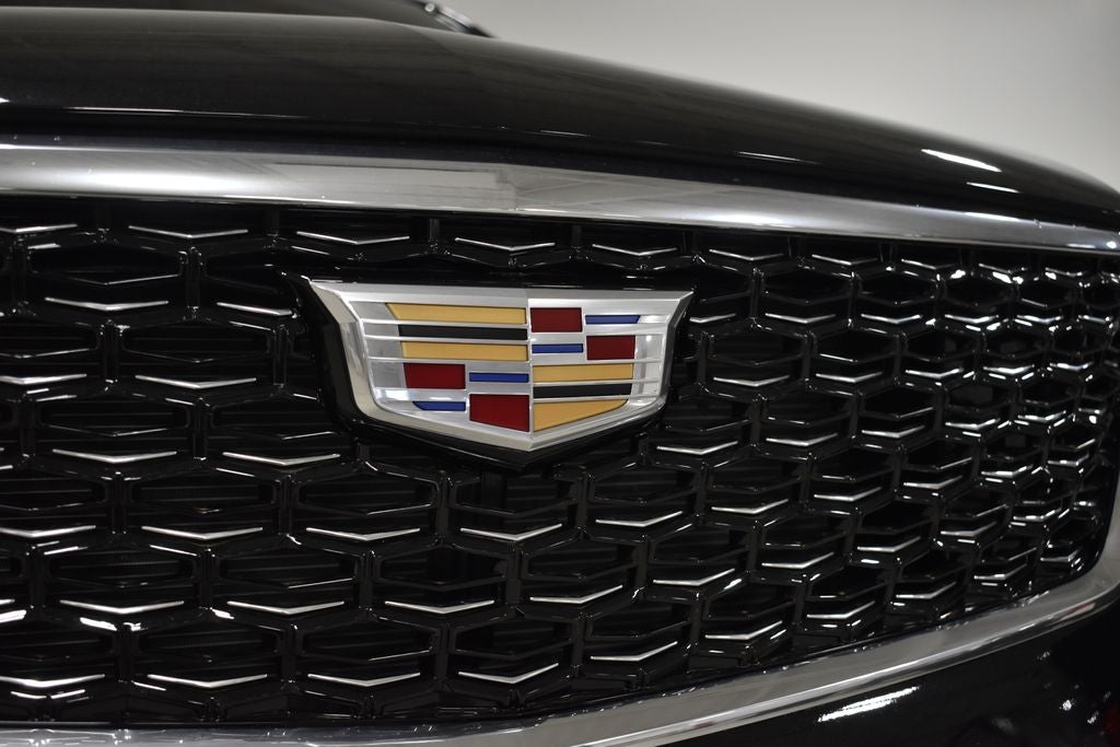 2024 Cadillac XT4 Luxury