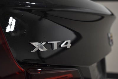 2024 Cadillac XT4 Luxury