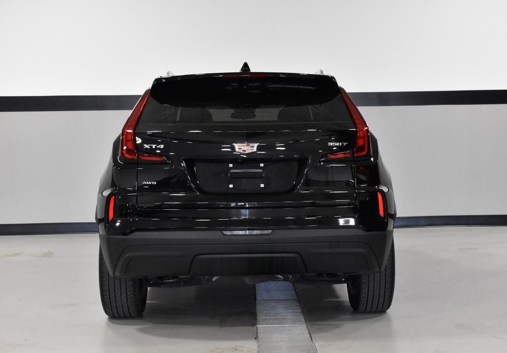2024 Cadillac XT4 Luxury
