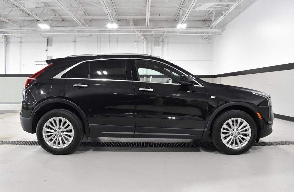 2024 Cadillac XT4 Luxury