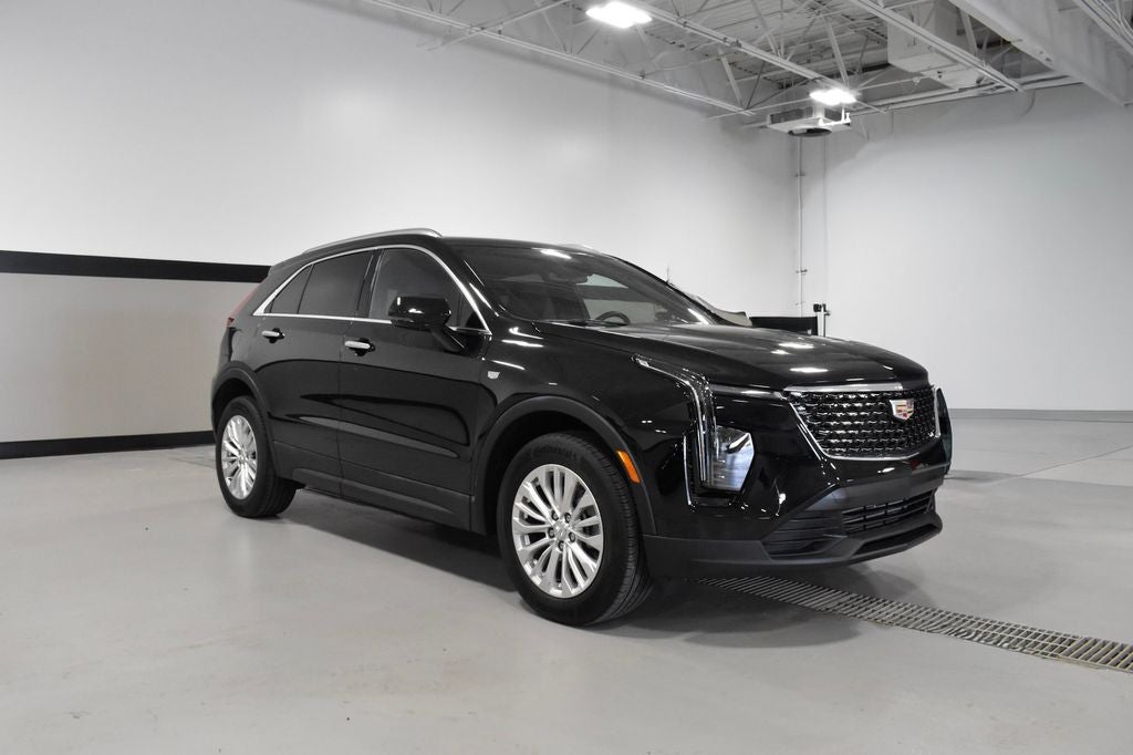 2024 Cadillac XT4 Luxury