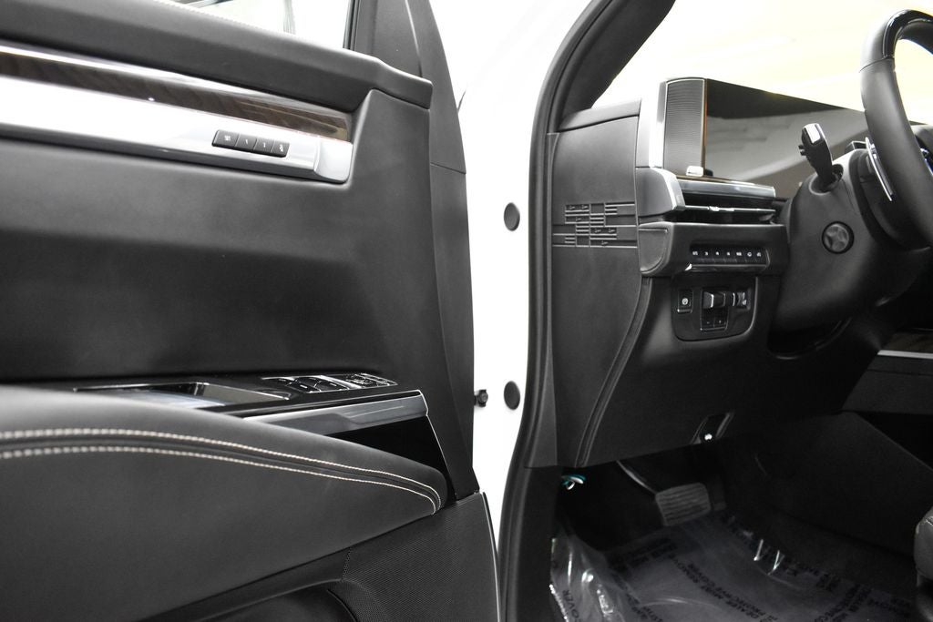 2025 Cadillac Escalade ESV Sport Platinum