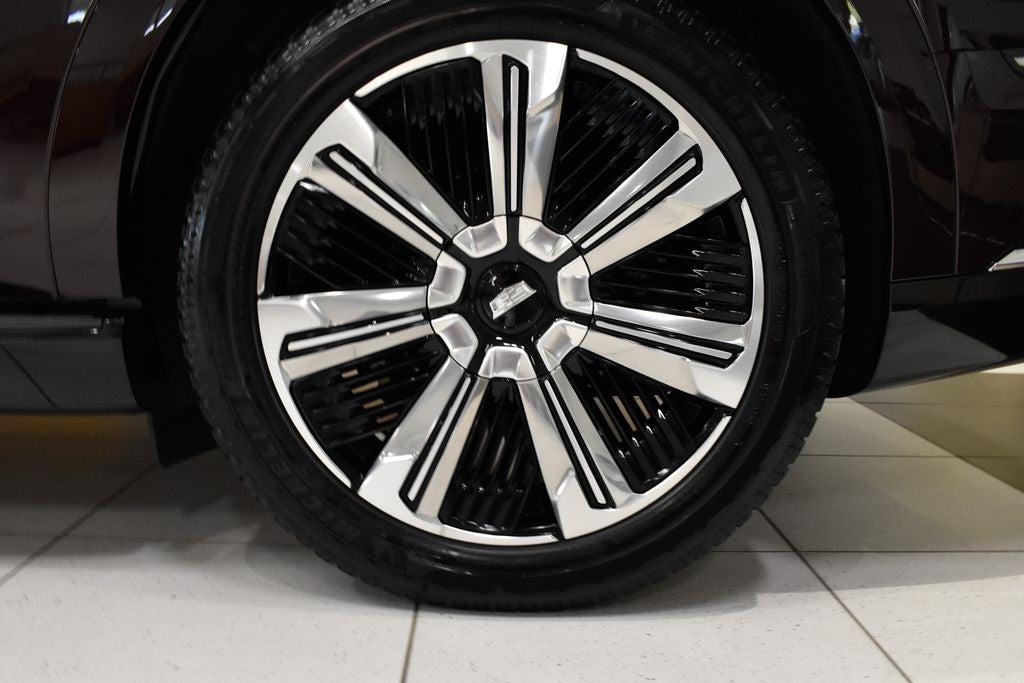 2025 Cadillac ESCALADE IQ Luxury 2