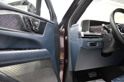 2025 Cadillac ESCALADE IQ Luxury 2