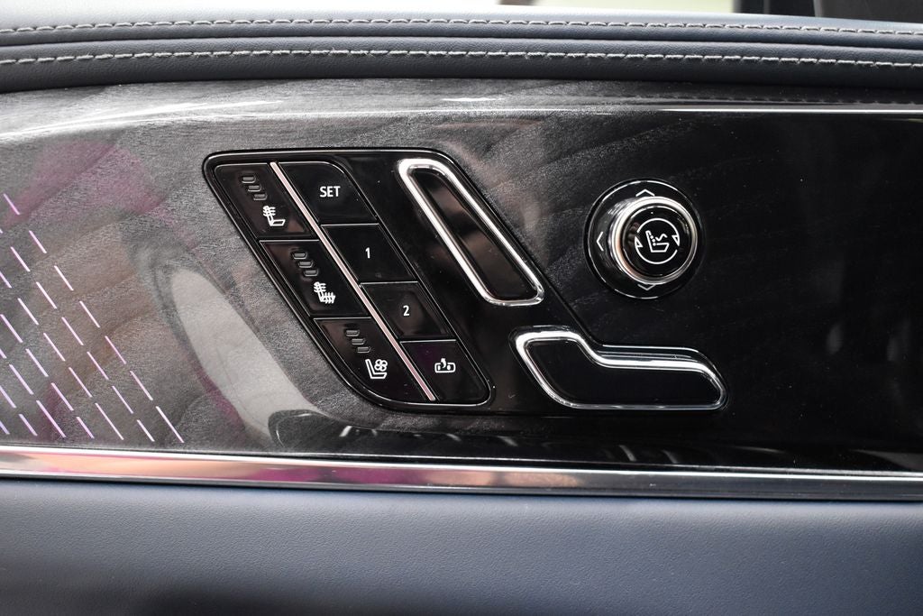 2025 Cadillac ESCALADE IQ Luxury 2