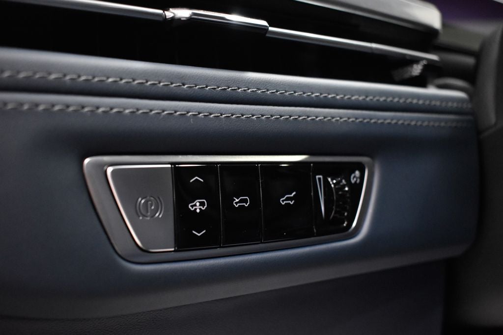 2025 Cadillac ESCALADE IQ Luxury 2