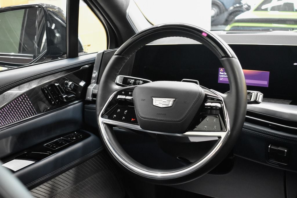 2025 Cadillac ESCALADE IQ Luxury 2