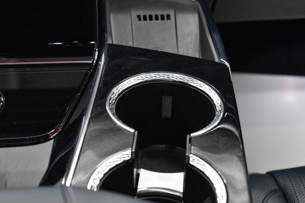 2025 Cadillac ESCALADE IQ Luxury 2