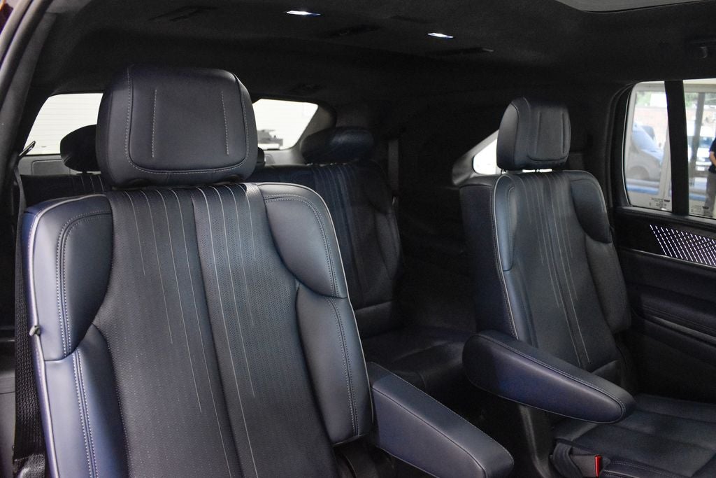 2025 Cadillac ESCALADE IQ Luxury 2