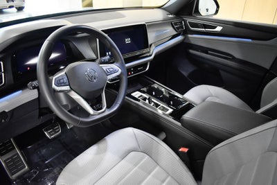 2026 Volkswagen Atlas Cross Sport 2.0T SEL R-Line Black
