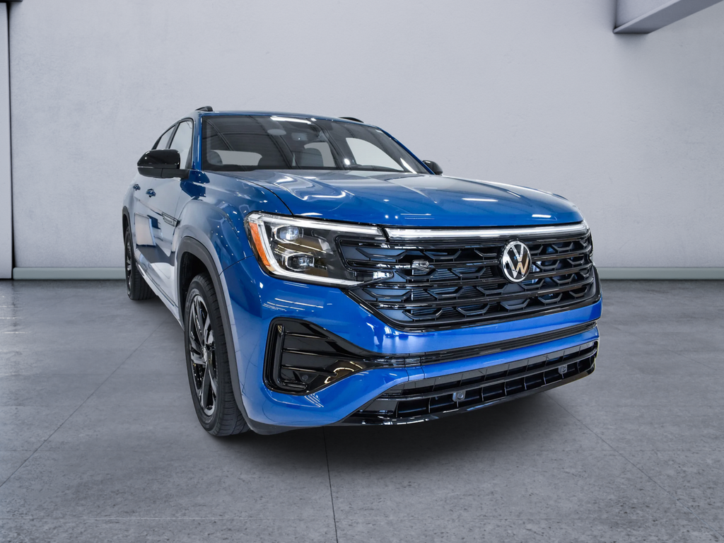 2026 Volkswagen Atlas Cross Sport 2.0T SEL R-Line Black