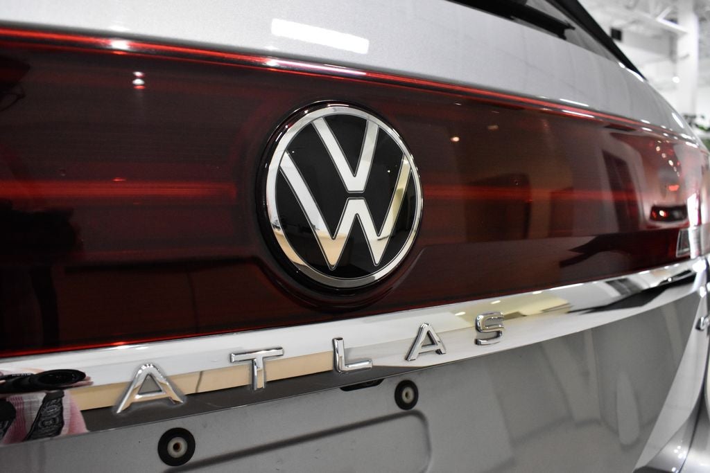 2024 Volkswagen Atlas 2.0T SEL Premium R-Line