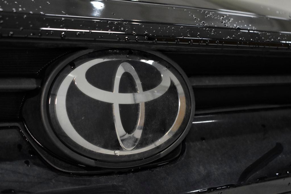 2025 Toyota Grand Highlander Hybrid Hybrid Nightshade Edition