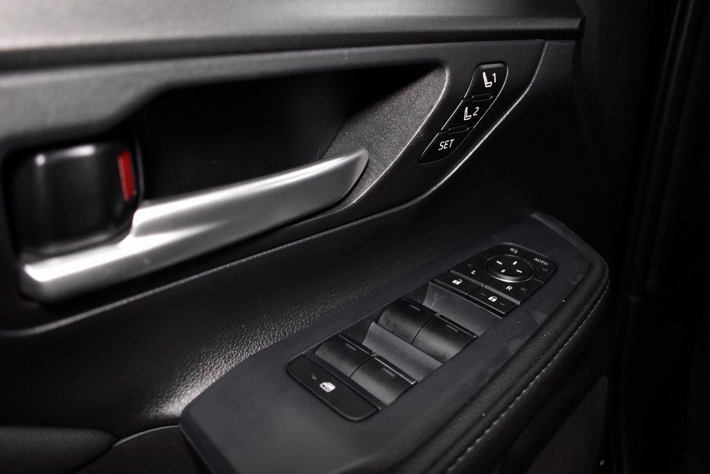 2025 Toyota Grand Highlander Hybrid Hybrid Nightshade Edition