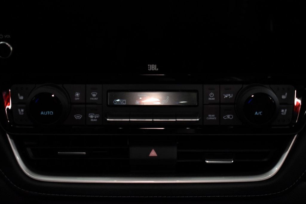 2025 Toyota Grand Highlander Hybrid Hybrid Nightshade Edition