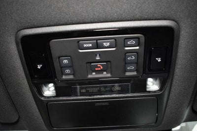 2025 Toyota Grand Highlander Hybrid Hybrid Nightshade Edition