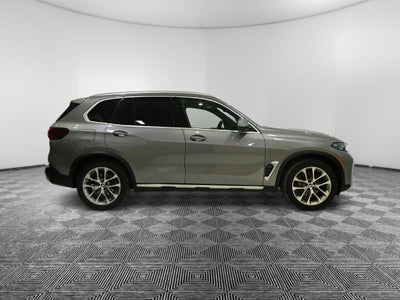 2025 BMW X5 xDrive40i