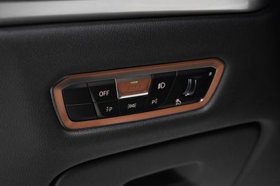 2023 BMW X7 M60i