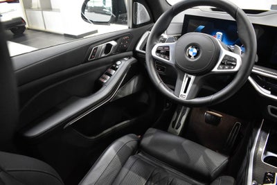 2025 BMW X7 M60i