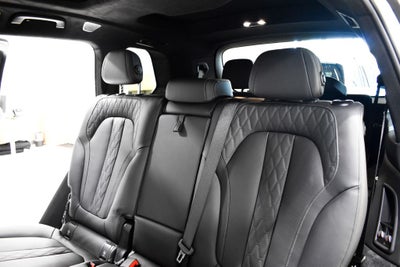 2025 BMW X7 M60i