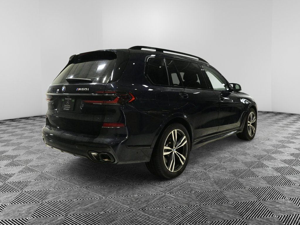 2025 BMW X7 M60i