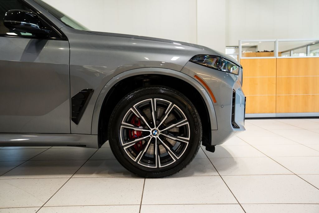2024 BMW X5 M60i