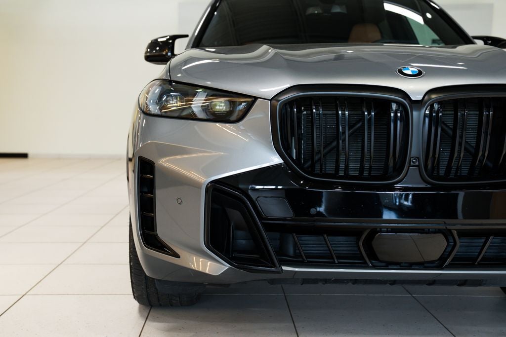 2024 BMW X5 M60i