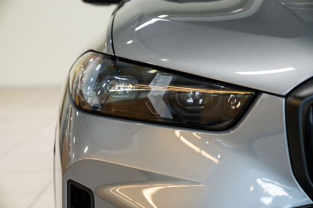 2024 BMW X5 M60i
