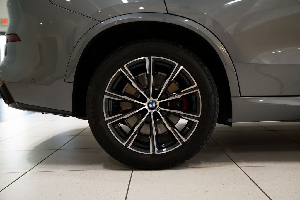 2024 BMW X5 M60i