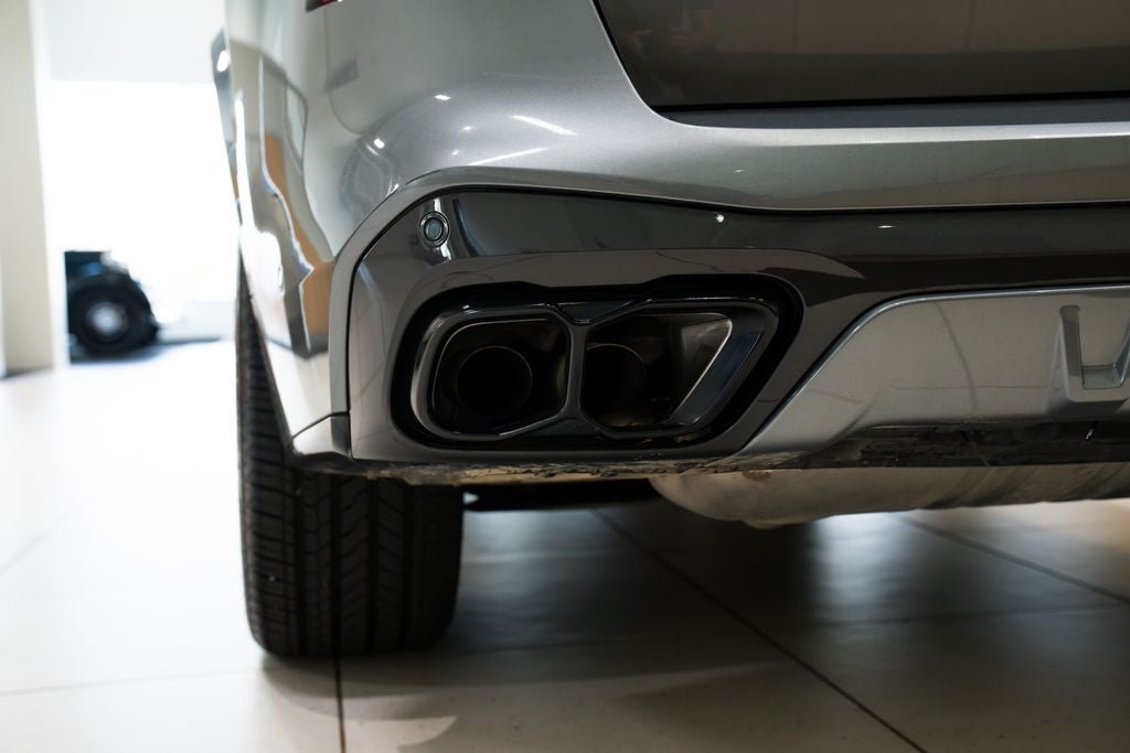 2024 BMW X5 M60i