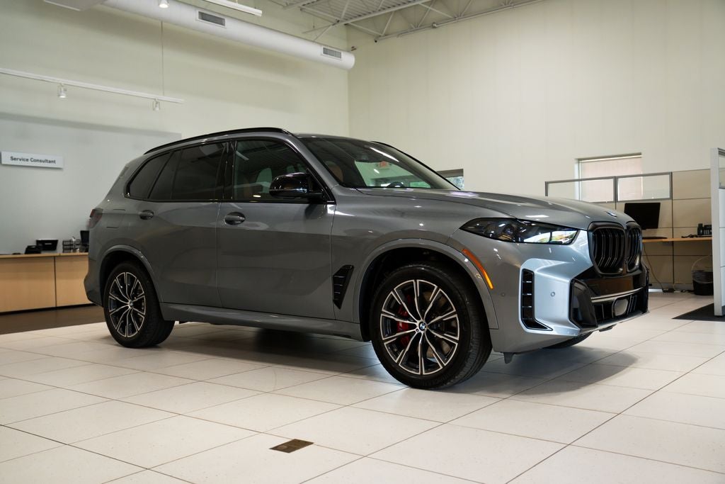2024 BMW X5 M60i