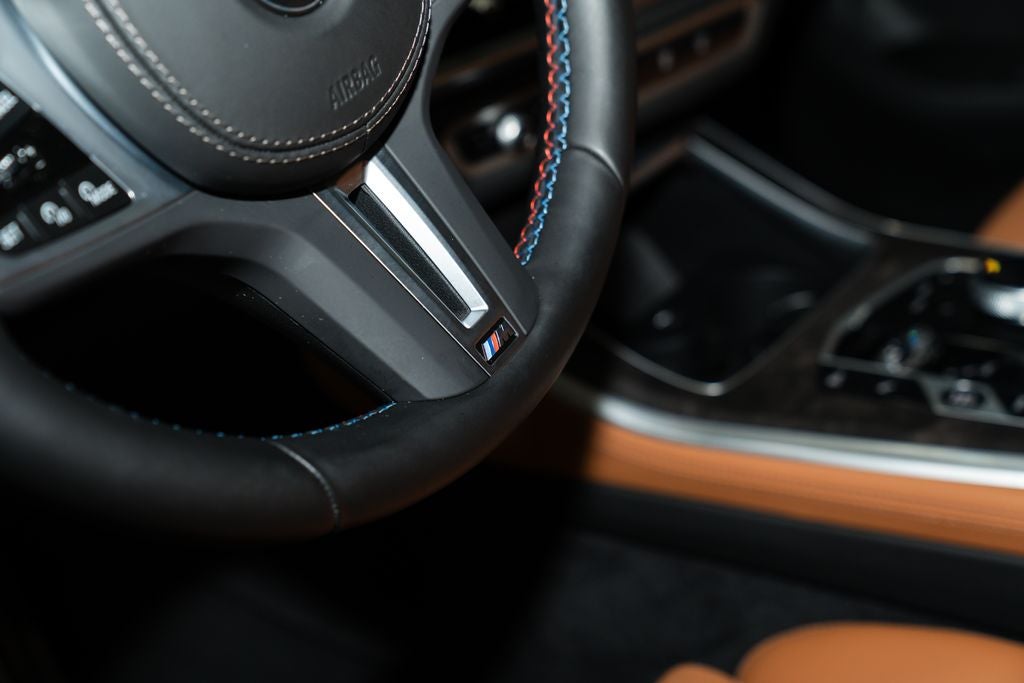 2024 BMW X5 M60i