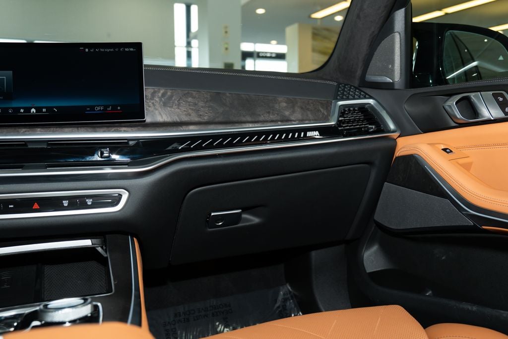 2024 BMW X5 M60i