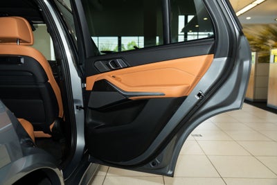 2024 BMW X5 M60i