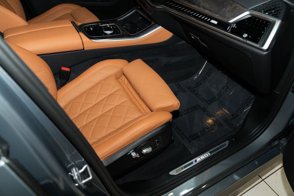 2024 BMW X5 M60i