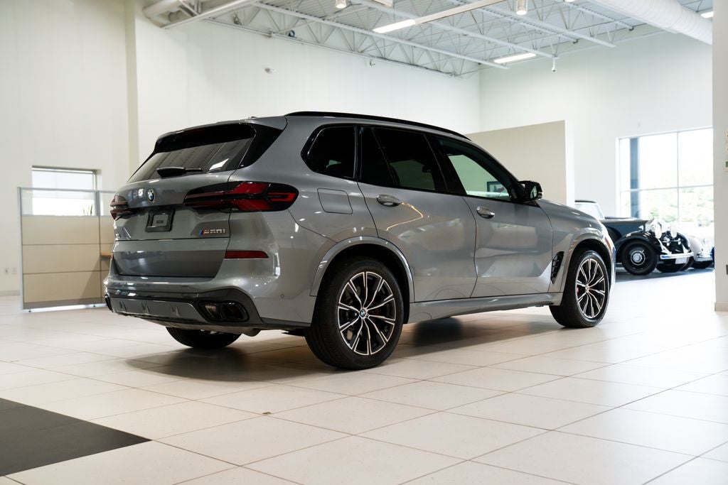 2024 BMW X5 M60i
