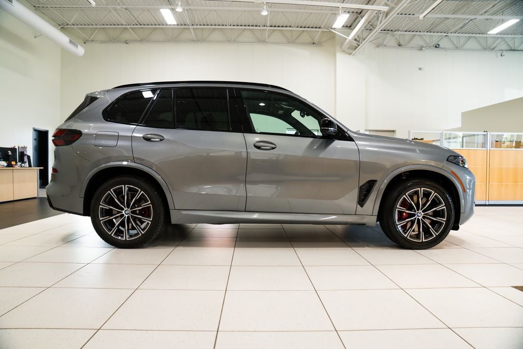 2024 BMW X5 M60i