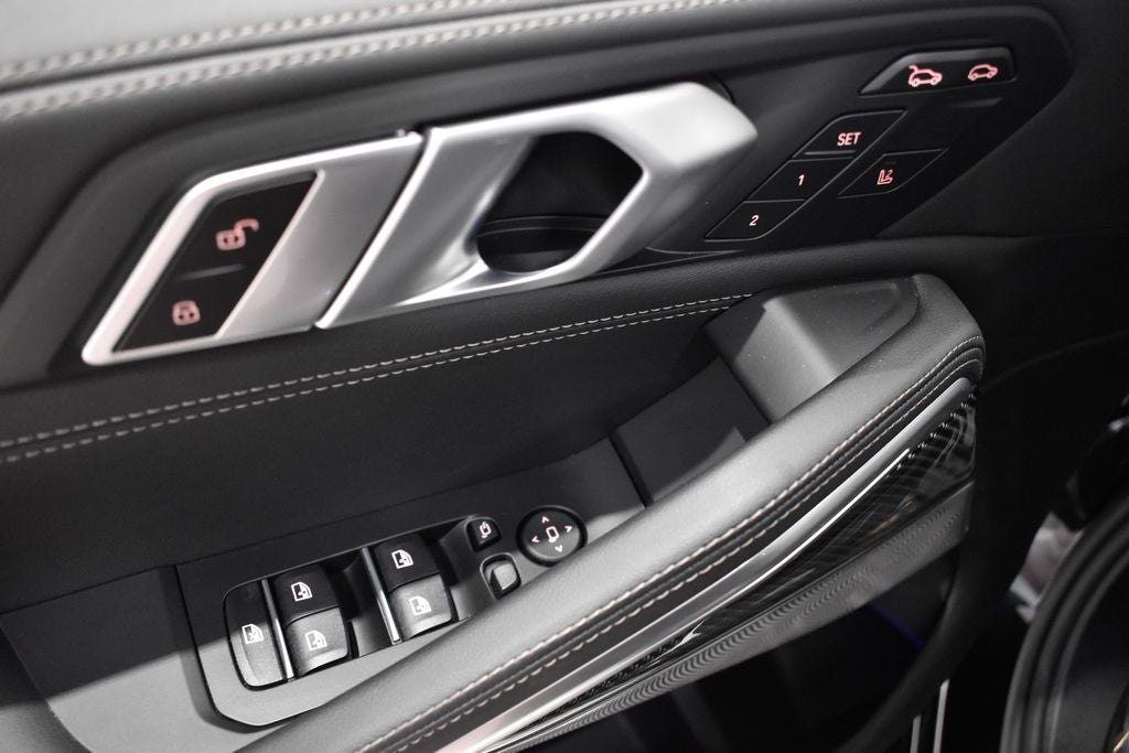 2026 BMW X6 M60i