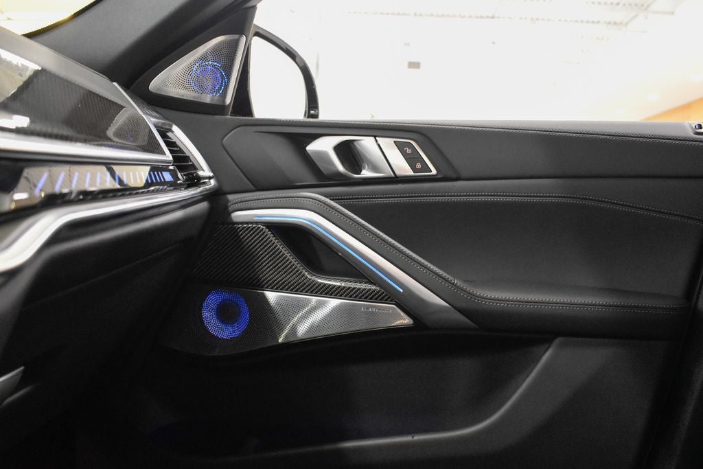 2026 BMW X6 M60i