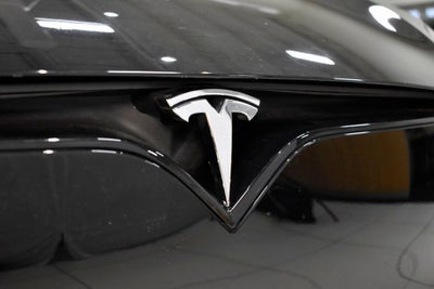 2023 Tesla Model S Base