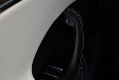 2023 Tesla Model S Base