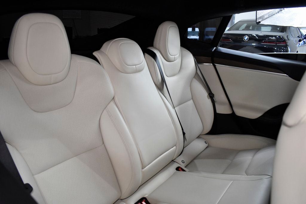 2023 Tesla Model S Base